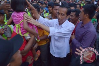 Jokowi : PDI-P Harus Menang Melebihi Target Nasional