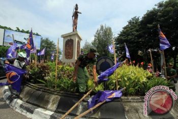 Masa tenang Caleg Lakukan Tindakan Kampanye Sebarkan SMS