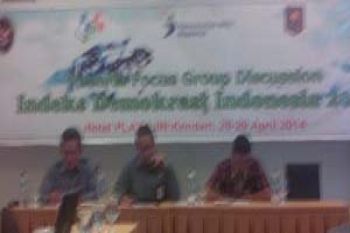 FGD Sultra Gelar Diskusi Indeks Demokrasi Indonesia