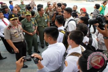 DIALOG DENGAN PESERTA UN