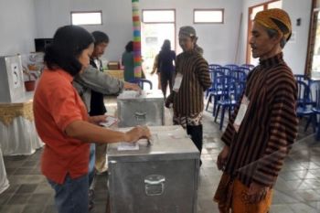 Temanggung Pangkas 164 TPS Pilpres