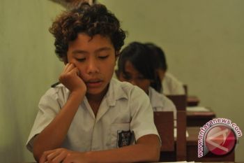 Warga Bentrok, Siswa Mengungsi dan Tak Ikut Ujian SD