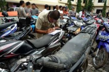 Polisi Pekalongan Menyita 14 Sepeda Motor dari Dua Pelaku Curanmor 