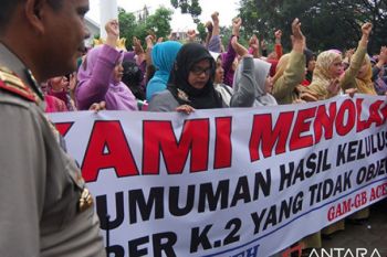 Habis Upacara, Guru Gagal Lulus CPNS Kudus Demo
