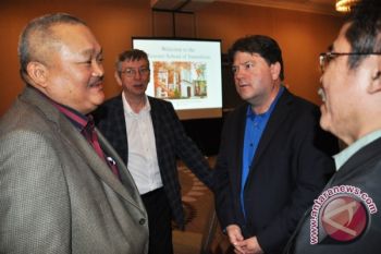 Gubernur Sumsel saksikan  penandatangan MoU SJI-Missouri