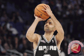 Spurs Unggul 58-44 Saat Paruh Waktu Game 2