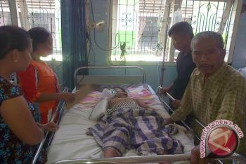 Dua anak nyaris tewas ditabrak kereta api