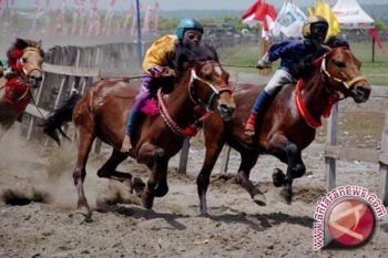 Dispar gelar pacuan kuda piala Paku Alam 