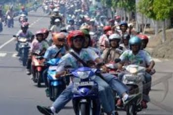 Konvoi Siswa Warnai Kelulusan SMA