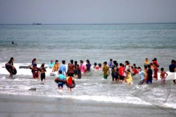 Doa dan Harapan Para Penjaga Pantai Widarapayung