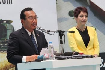 Mentan Bangga Pengusaha Turki Melakukan Investasi Industri Kelapa Sawit