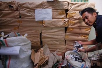 195.000 Batang Rokok Ilegal Asal Jepara Disita