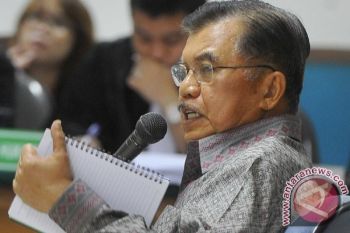 JK Memberian Kesaksian Pemberian Dana Talangan di Sidang Tipikor 
