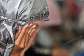 Jelang UN Ratusan Siswa SMP Kudus Istighosah