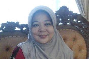 Nyimas Novi Ujiani Pegiat PKBM Menuju Parlemen