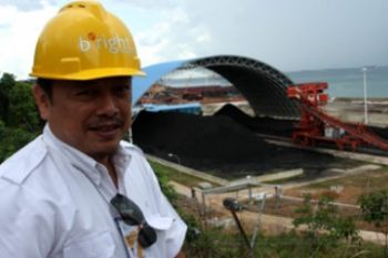 Stok Batu Bara PLTU Tanjungkasam/Joko Sulistyo