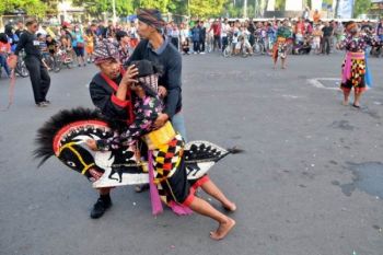 KUDA LUMPING