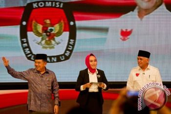 Poempida : Gagasan Hatta Lebih Banyak Beretorika 