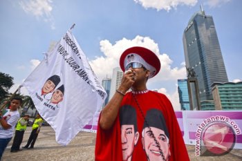 Penyanyi lawas Rama Aiphama meninggal dunia