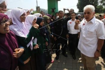 Hatta: Hentikan Isu Babinsa, TNI Sudah Profesional