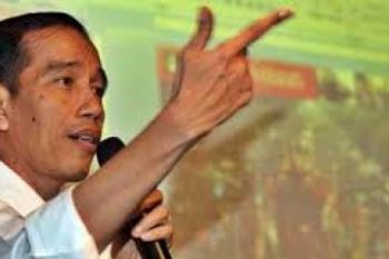 Jokowi Bantah akan Hapus Tunjangan Sertifikasi Guru