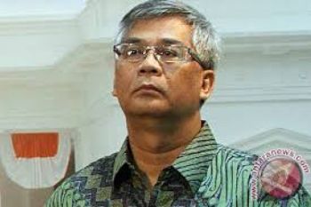 Akil: Jangan Jatuhkan Hukuman Berdasar Keinginan Pimpinan KPK
