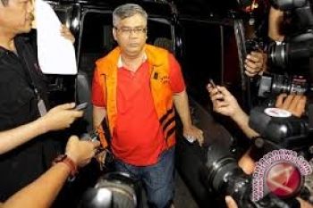 Akil Mochtar Divonis Penjara Seumur Hidup
