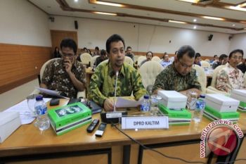  Perjuangkan Dana Perimbangan 