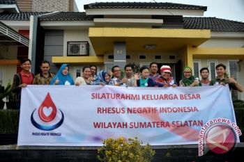 Warga golongan darah langka intensif saling komunikasi