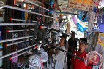 Penjualan antena TV di Manado naik 900 persen