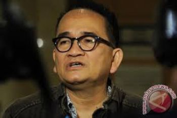 Ruhut Sindir Soal Kader Dipecat Dukung Jokowi