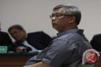 Akil Di Cecar 10 Pertanyaan Dari Penyidik