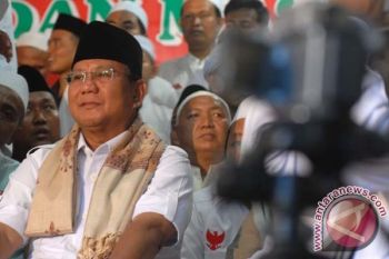 Prabowo Diminta Sholat Jumat Berpindah-Pindah