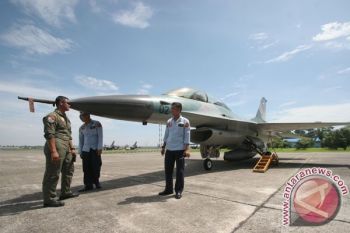 16 Unit Pesawat Tempur Skuadron F16 Datang  ke Pekanbaru