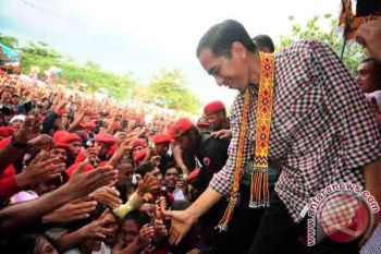 Jokowi Minta Polisi Tegas dalam Bentrok Yogyakarta