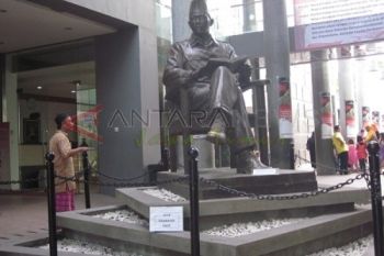Patung Bung Karno 