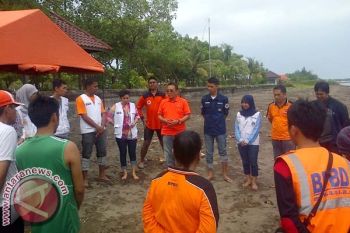 BPBD Makassar Siaga Bencana di Pantai Akkarena 