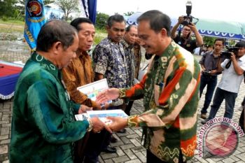 PERNGHARGAAN UNTUK WARTAWAN SENIOR