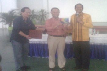 UHO Akan Menyerahkan Daftar Kekayaan Ke KPK