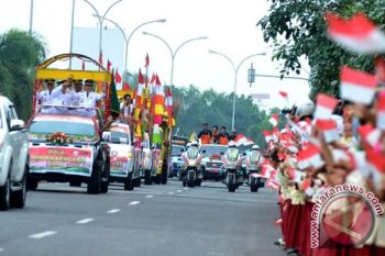 Arak-arakan Piala Adipura Kencana