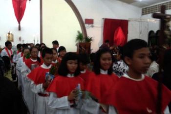 Umat Katolik Berdoa untuk Pilpres Damai