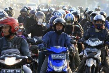 Arus Mudik Kendaraan Mulai Padati Pantura Pekalongan-Batang 