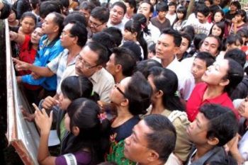 Kuota Siswa Miskin Sejumlah SMA di Semarang Tak Terpenuhi