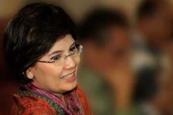 Aviliani: Persaingan Capres Bukan Faktor Melemahnya Rupiah
