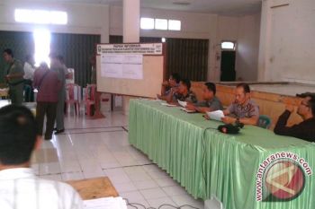 Rapat pleno Pilpres di PPK Peninjauan