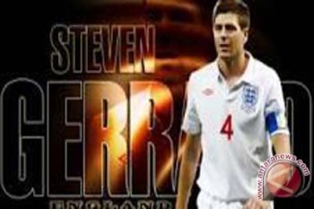 Steven Gerrard Pensiun dari Timnas