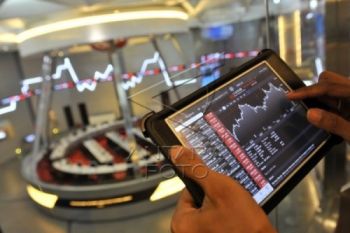 Analis: IHSG Melemah Dipicu Kondisi Politik Panas