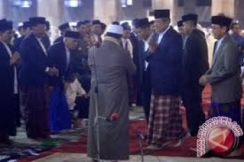  Saat Politisi Bersilaturahim