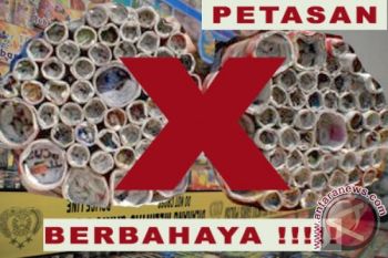 Meski Dilarang, Budaya Menyulut Mercon Tak Pernah Surut