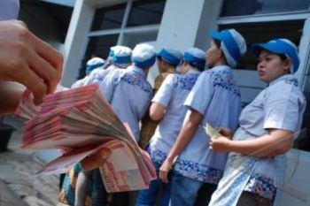 THR Harus Dibayar Maksimal Tujuh Hari Sebelum Lebaran